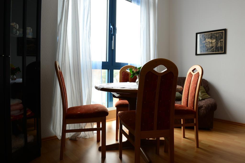 Monteur Und Messewohnung 로트가우 객실 사진